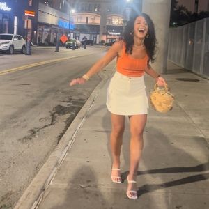 Meet your Posher, Lila